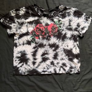 Size Small Empyre Crop Top Rose Over You